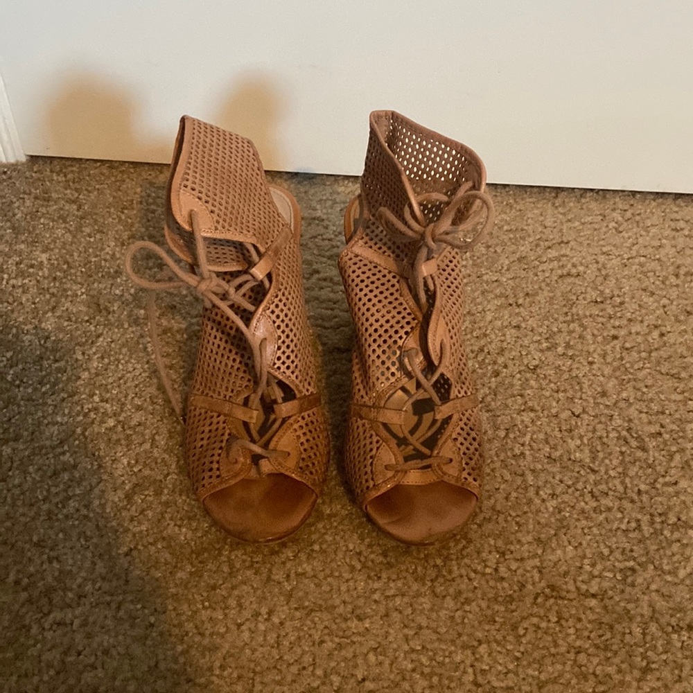 Aldo tan lace up heel. Size 6.5